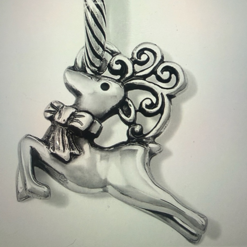 🦌🎅🏼🆕 Brighton Holiday Reindeer Charm